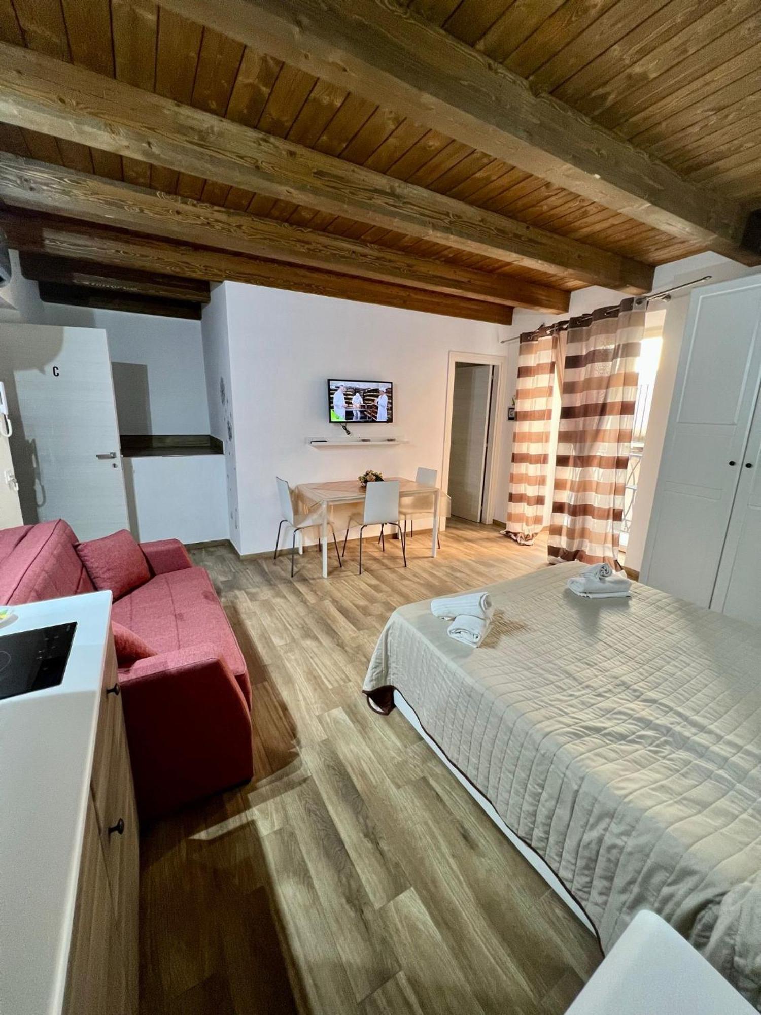 67 Rooms Cefalu Bagian luar foto