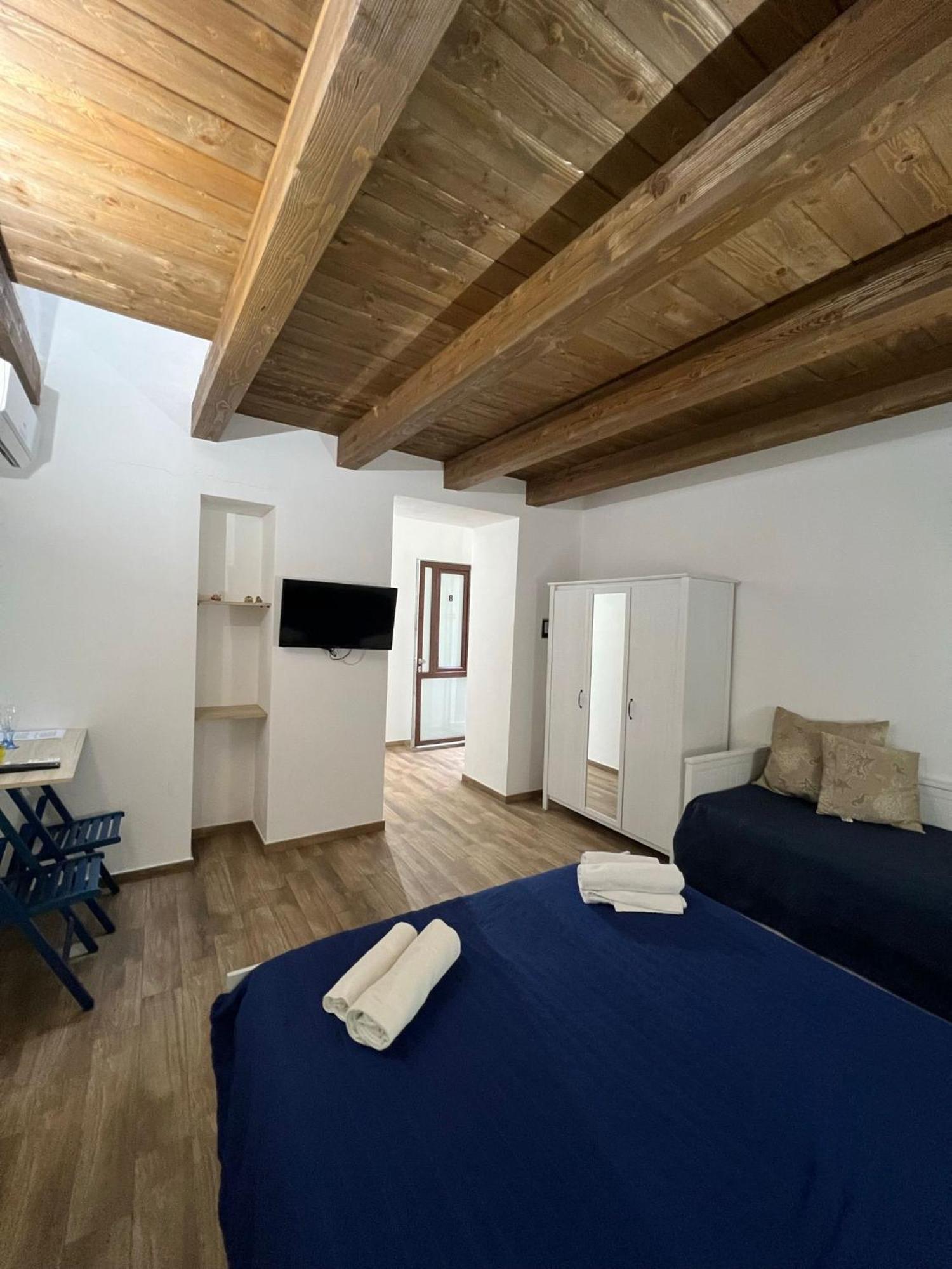 67 Rooms Cefalu Bagian luar foto